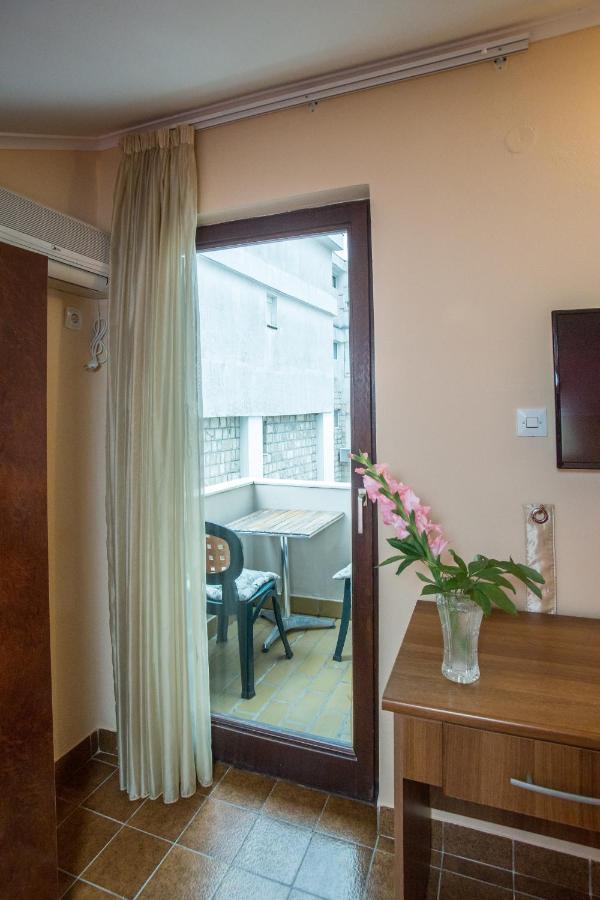 & Boskovic Guest house