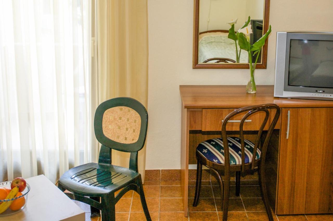 Guest house & Boskovic *
